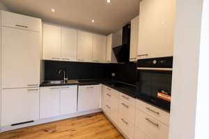 Exklusive moderne Doppelhaushälfte in Beilngries – hochwertiges Wohnen mit Smart-Home – 92339 Beilngries – Vorschaubild 9