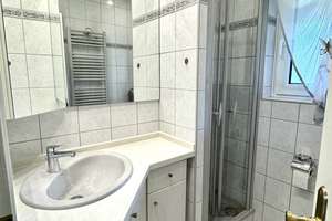 Renovierungsbedürftige Eigentumswohnung im 1. OG mit Balkon und Gartenstück – 33613 Schildesche, Bielefeld – Vorschaubild 16