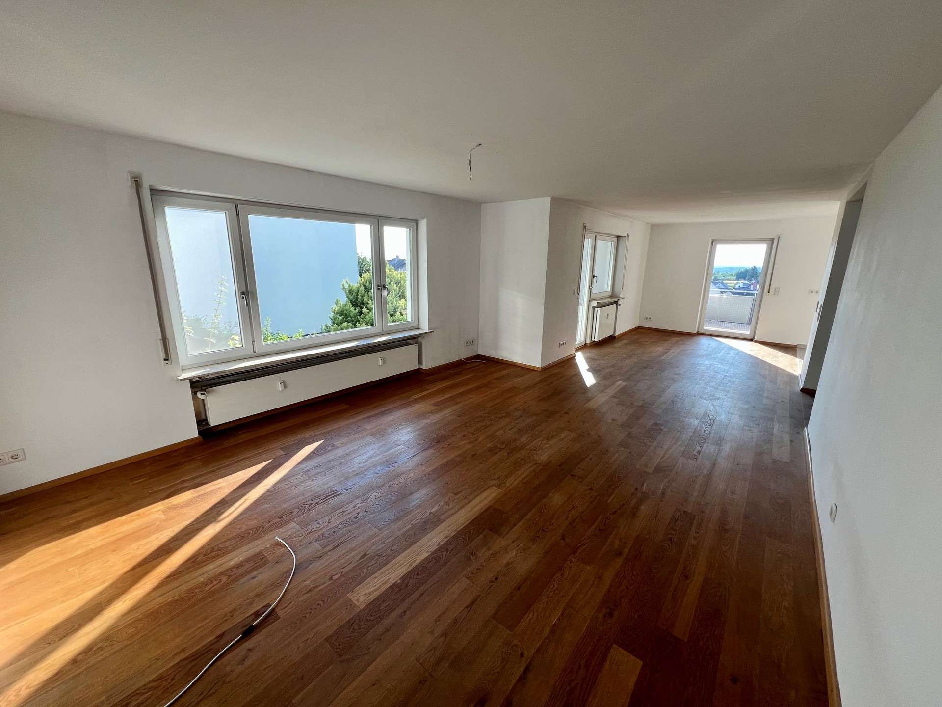 Immobilie in Malsch - Dreifamilienhaus mit Weitblick in grüner Hanglage - Bild 0