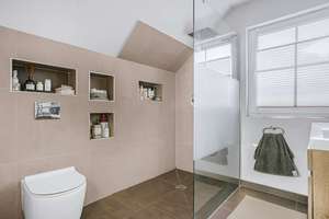 Stilvolle Familienoase in Bohnsdorf – Einfamilienhaus mit Pool und Gartenidylle – Die vollständige Adresse der Immobilie erhältst du vom Anbieter., 12526 Bohnsdorf, Berlin – Vorschaubild 8
