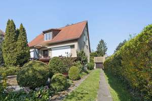 Geniales EFH in zentraler Lage mit großem Garten (Bauland), Terrasse, Stellplätzen & Garage! – Parkstraße 31, 4288 Holzhausen, Leipzig – Vorschaubild 3