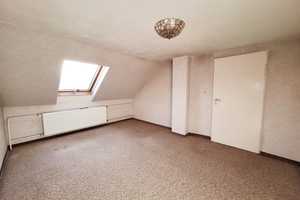 Charmantes Reihenmittelhaus in beliebter Lage mit Balkon, Garten und Garage – Nürnberg – Vorschaubild 21