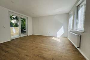 Modernes Wohnen im separaten Hinterhaus – Großzügige 4-Zimmer-Wohnung mit Terrasse