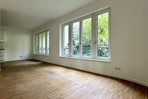 Erdgeschosswohnung mit Terrasse * 4-Zimmer * Einbauküche * im grünen Alt-Treptow