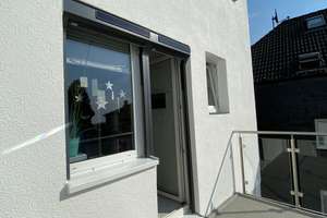Zentral, trotzdem ruhig, möbliert, mit Balkon, Premiumküche - Möblierte 2- Zimmer-Wohnung mit Flair – Daniel-Schürmann-Straße 3, 42853 Mitte, Remscheid – Vorschaubild 7