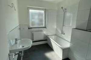 Sanierte 3 Zimmer Erdgeschosswohnung in Uetersen |  65 m² | Balkon – Ahornweg 27, 25436 Pinneberg (Kreis) – Vorschaubild 2