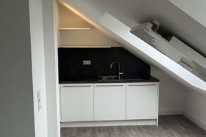 neu saniertes & möbliertes WG-Zimmer mit Gemeinschaftsbad ab sofort zu vermieten - Aachen Schanz – Lütticher Str. 29, 52064 Hangeweiher, Aachen – Vorschaubild 2