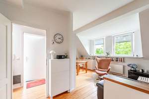 Dachgeschosswohnung mit Weitblick über die Dächer von Eimsbüttel! – Die vollständige Adresse der Immobilie erhältst du vom Anbieter., 20255 Eimsbüttel (Ortsteil), Hamburg – Vorschaubild 6