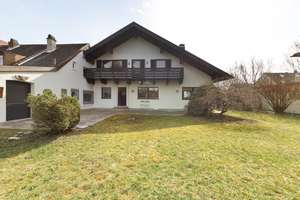 Großzügiges Einfamilienhaus auf selten großem Grundstück in begehrter Münchner Wohnlage – Die vollständige Adresse der Immobilie erhältst du vom Anbieter., 81477 Obersendling, München – Vorschaubild 3