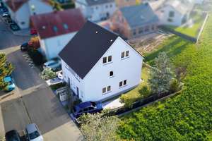 ÄUßERSTE FELDRANDLAGE: Perfekt aufgeteilt & vollunterkellert!  Wunderschöne DHH (L) im Neubaugebiet – Die vollständige Adresse der Immobilie erhältst du vom Anbieter., 68542 Heddesheim – Vorschaubild 2
