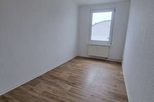 3-Zimmer-Wohnung mit großem Balkon in zentraler Lage – Stadionstraße 3, 39218 Schönebeck (Elbe) – Vorschaubild 5