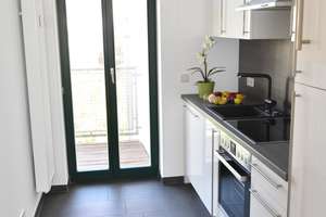 Frisch modernisierte 3 Zimmerwohnung mit EBK, Balkon, Tageslichtbad, Aufzug, Denkmalschutz