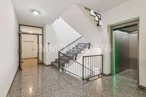 Vermietete 2-Zimmer-Wohnung in Leipzig-Plagwitz mit zwei Balkonen, Aufzug und TG-Stellplatz – Die vollständige Adresse der Immobilie erhältst du vom Anbieter., 4229 Plagwitz, Leipzig – Vorschaubild 2