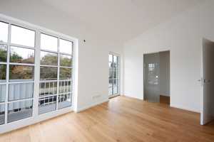 BEZUGSFERTIGER NEUBAU-PROV. FREI! Ruhig, perfekt geplant & hochwertig ausgestattet - EBK, PV, Kamin – München – Vorschaubild 12