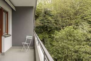 60's Terrassenwohnung mit Weitblick ins Grüne, Garage, moderner EBK & Designer-Tageslichtbad – Die vollständige Adresse der Immobilie erhältst du vom Anbieter., 61476 Kronberg im Taunus – Vorschaubild 13