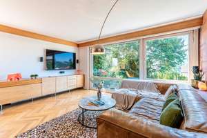VIELSEITIGES FAMILIENDOMIZIL – Stilvolles Haus mit Pool, Garten, Garage und Ausblick in Remshalden – Die vollständige Adresse der Immobilie erhältst du vom Anbieter., 73630 Remshalden – Vorschaubild 3