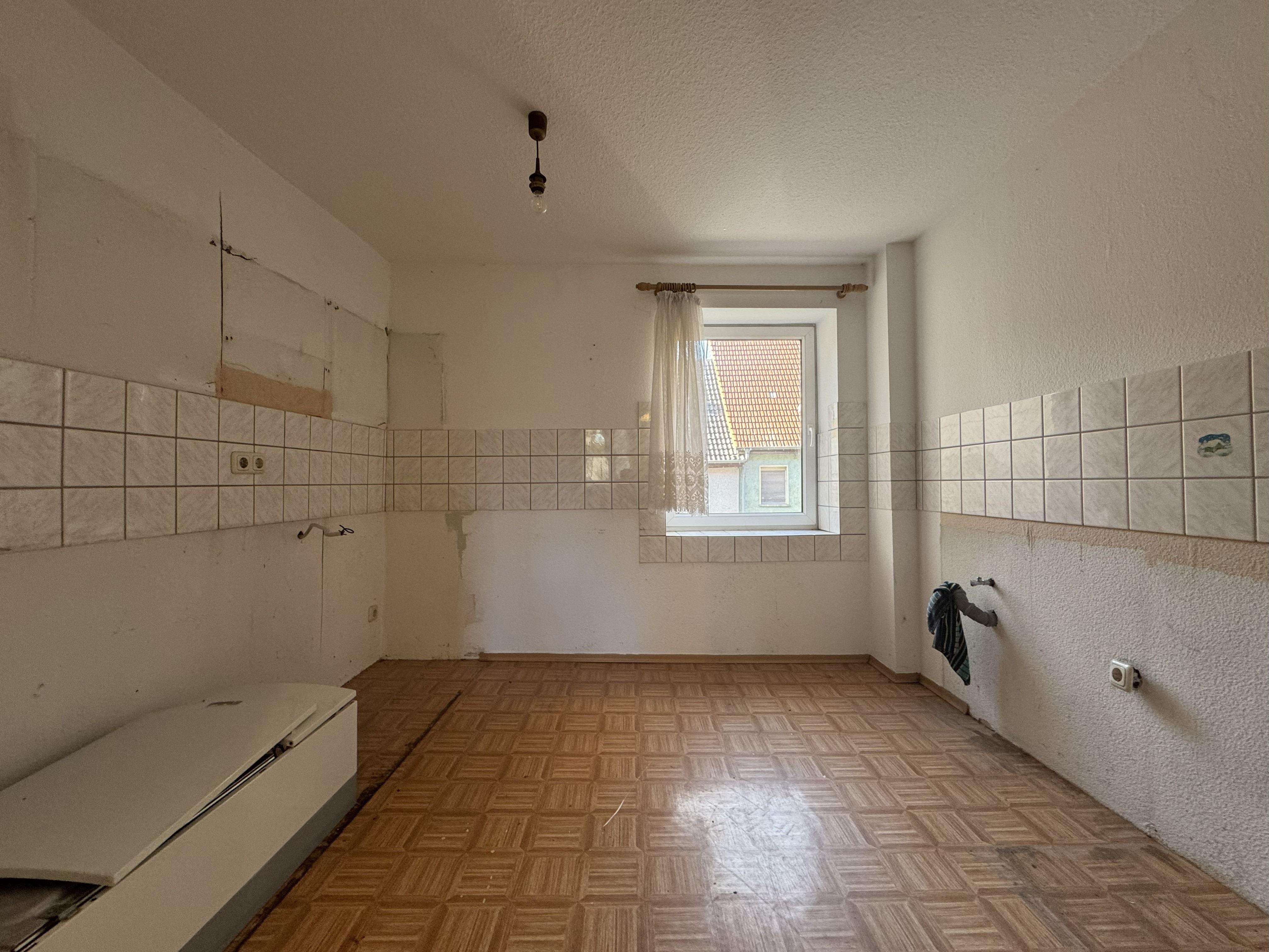 Einfamilienhaus mit Charme und Potenzial in Buttelstedt am Ettersberg, Weimarer Land Kreis – Bild 2