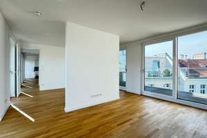 Luxuriöses Dachgeschoss mit ruhiger Terrasse und EBK ! – Florastraße  67B, 13187 Pankow (Ortsteil), Berlin – Vorschaubild 8