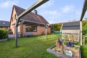 Gemütliches Einfamilienhaus in ruhiger und familienfreundlicher Sackgassenlage von Ratzeburg! – Die vollständige Adresse der Immobilie erhältst du vom Anbieter., 23909 Ratzeburg – Vorschaubild 3