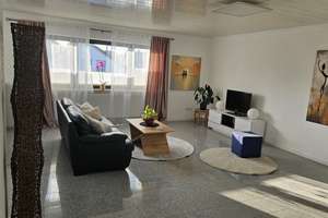 Möblierte 2-Zimmer-DG-Wohnung – ca 70 m² – ideal für Business & Kurzzeitmiete – Otto-Hahn-Straße 12, 64839 Münster – Vorschaubild 1