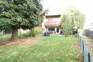 Terrasse, Balkon und Garage: charmantes Reihenendhaus – Die vollständige Adresse der Immobilie erhältst du vom Anbieter., 32108 Bad Salzuflen – Vorschaubild 2