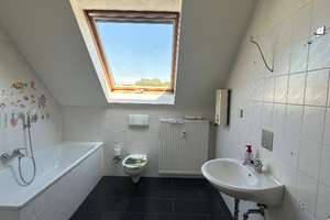 4,5-Zimmer-Wohnung in Oberhausen – Emdenstraße 10, 46145 Sterkrade-Mitte, Oberhausen – Vorschaubild 4