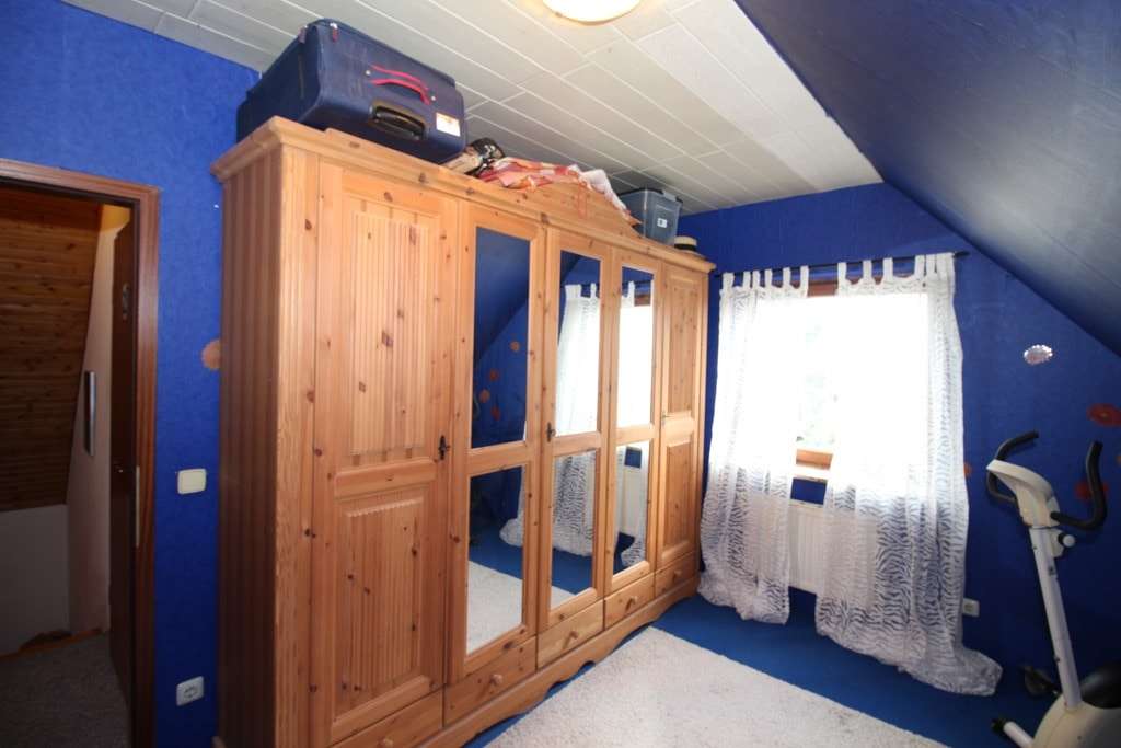 Immobilie in Owschlag - Einfamilienhaus mit vier Zimmern und Terrasse mitten in Owschlag!
 - Bild 0