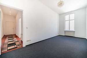 ⭐ Wohnen am Lützowufer! – Teilrenovierte 2-Zi-Altbau-Whg mit Lift zwischen KaDeWe & Potsdamer Pl – Die vollständige Adresse der Immobilie erhältst du vom Anbieter., 10785 Schöneberg, Berlin – Vorschaubild 2