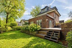 Rotklinkervilla in Blankenese: Ankommen wie im Ferienhaus fürs Leben – Die vollständige Adresse der Immobilie erhältst du vom Anbieter., 22587 Blankenese, Hamburg – Vorschaubild 15