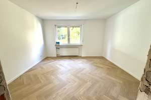 3 Zimmer kernsaniert mit Fischgrätparkett