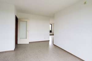 Attraktive Wohnung in Westhagen mit Loggia // 3.OG rechts – Hallesche Str. 33, 38444 Westhagen, Wolfsburg – Vorschaubild 7