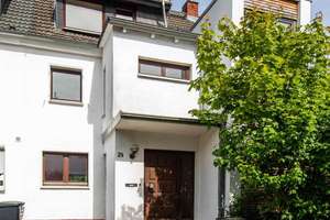 Familienglück auf drei Etagen im Verlegerviertel – mit Garten, Keller und Stellplatz