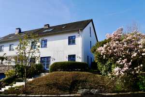 Wunderschönes Haus in optimaler Lage – Die vollständige Adresse der Immobilie erhältst du vom Anbieter., 45133 Bredeney, Essen – Vorschaubild 2