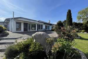 Mehr Meer geht nicht! Bungalow mit unverbaubarem Blick aufs Meer in Marienleuchte, Fehmarn – Die vollständige Adresse der Immobilie erhältst du vom Anbieter., 23769 Fehmarn – Vorschaubild 1