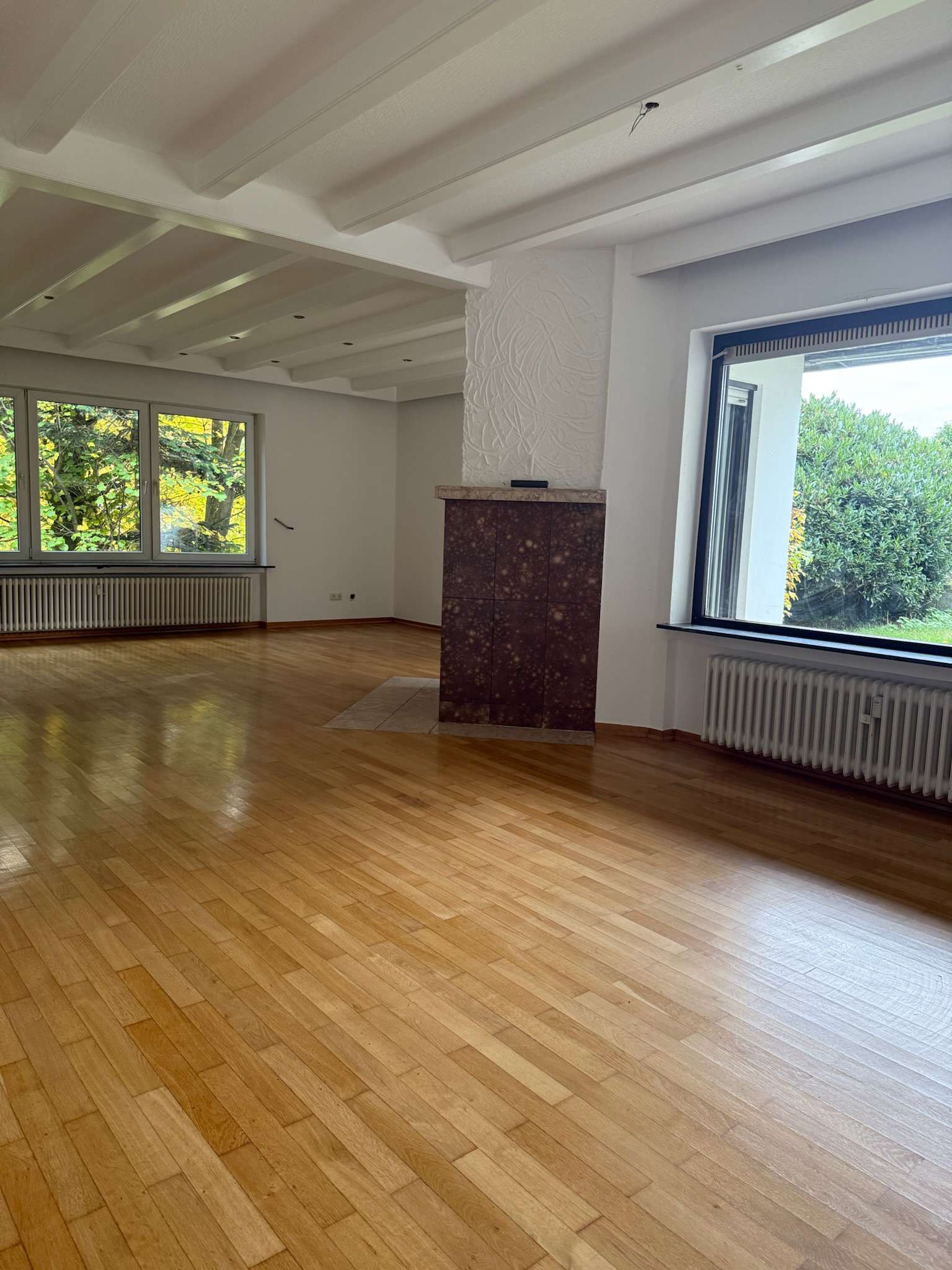 ** Schönes 3 Parteienhaus in sehr gute Lage von Daun ** Eigennutzung + Vermietung od Kapitalanlage, Vulkaneifel Kreis – Bild 4