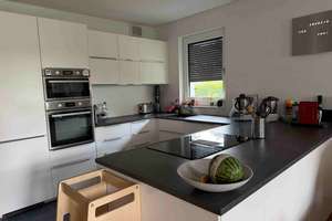 Wohnen fast wie im Haus: Großzügige 3-Zimmer-EG-Whg. mit 3-seitiger Belichtung und eigenem Garten  – Kattreinstraße 81, 64295 Darmstadt-West, Darmstadt – Vorschaubild 11