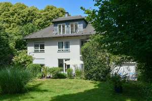 Freistehendes Mehrgenerationhaus mit wunderschönem grünen Garten in zentraler Lage! – Die vollständige Adresse der Immobilie erhältst du vom Anbieter., 42389 Langerfeld-Beyenburg, Wuppertal – Vorschaubild 3