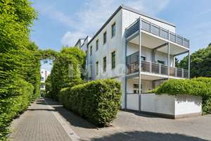 Wohnen mit Geschichte - Stilvolle 4-Zimmer-Wohnung in den "Walder Wohn-Ateliers" – Rosenzweigstraße 23, 42719 Gräfrath, Solingen – Vorschaubild 2
