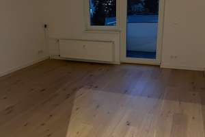 Helle 2,5-Zimmer-Wohnung mit modernem Bad und EBK in ruhiger Lage – Die vollständige Adresse der Immobilie erhältst du vom Anbieter., 12203 Lichterfelde, Berlin – Vorschaubild 4