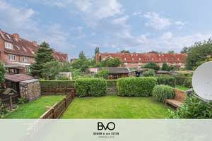 Wohnkomfort im Doppelpack: Kamin, Garten und Freiheit zum Einzug. – Die vollständige Adresse der Immobilie erhältst du vom Anbieter., 24147 Elmschenhagen, Kiel – Vorschaubild 24