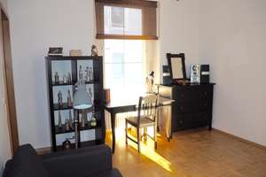 1,5-Zimmer Wohnung im 1. OG in Regensburg Innenstadt – Die vollständige Adresse der Immobilie erhältst du vom Anbieter., 93047 Innenstadt, Regensburg – Vorschaubild 2