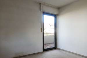 Helle 2-Zimmer-Wohnung mit 2 Balkonen und Echtholzparkett in Stuttgart-Heumaden – Die vollständige Adresse der Immobilie erhältst du vom Anbieter., 70619 Heumaden, Stuttgart – Vorschaubild 4