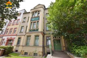 Wohlfühlen im Dachgeschoss mit XXL Küche & Einbauküche + Balkon!
