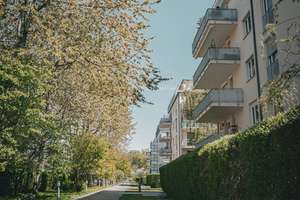 Attraktive 4-Zimmer-Wohnung mit Balkon, TG-Stellplatz & Aufzug – Die vollständige Adresse der Immobilie erhältst du vom Anbieter., 81925 Oberföhring, München – Vorschaubild 6