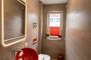 Lichtdurchflutete Erdgeschosswohnung mit großer Terrasse in begehrter Wohnlage – Die vollständige Adresse der Immobilie erhältst du vom Anbieter., 34131 Bad Wilhelmshöhe, Kassel – Vorschaubild 10