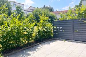 Bungalow-Wohnung mit Terrasse und Garten in der Grünen Mitte von Regensburg