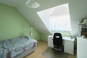 Viel Platz: Gepflegte Doppelhaushälfte mit Garten, Freistellplatz und einer Garage in Innenstadtlage – Deggendorf (Kreis) – Vorschaubild 15