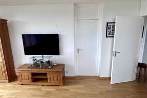 Exklusive 2-Zimmer-Wohnung an der Grenze zwischen Bogenhausen und Englschalking - Vollmöbiliert – Stolzingstraße 21, 81927 Englschalking, München – Vorschaubild 4