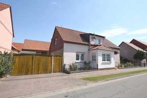 Gemütliches Einfamilienhaus mit großer Scheune, Pool + Garage... – Börde (Kreis) – Vorschaubild 2