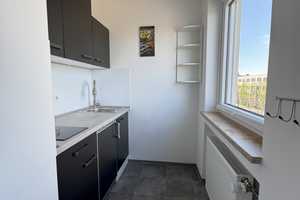Sanierte, helle und möblierte 1-Zi.-Wohnung (34qm) mit großem Süd-Balkon und separater Küche – Landsberger Straße 431, 81241 München – Vorschaubild 6
